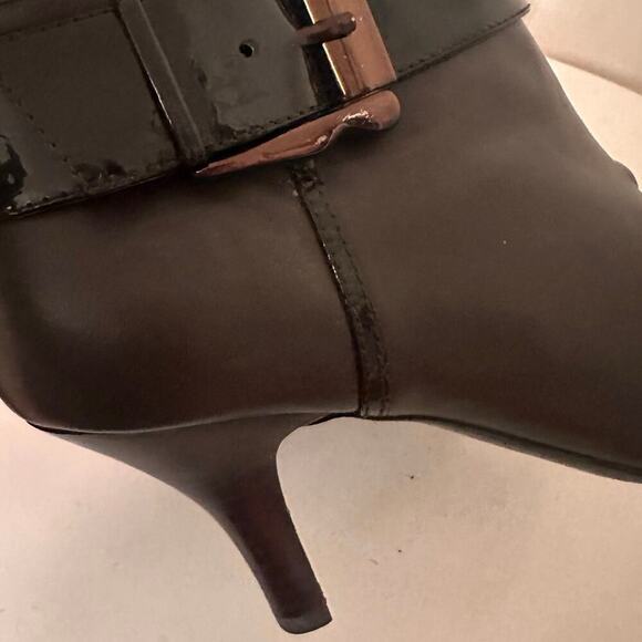 Sofft Bourges Chocolate Brown Heeled Side Zip Bootie Buckle Womens Sz 7 Fall EC - Picture 10 of 13